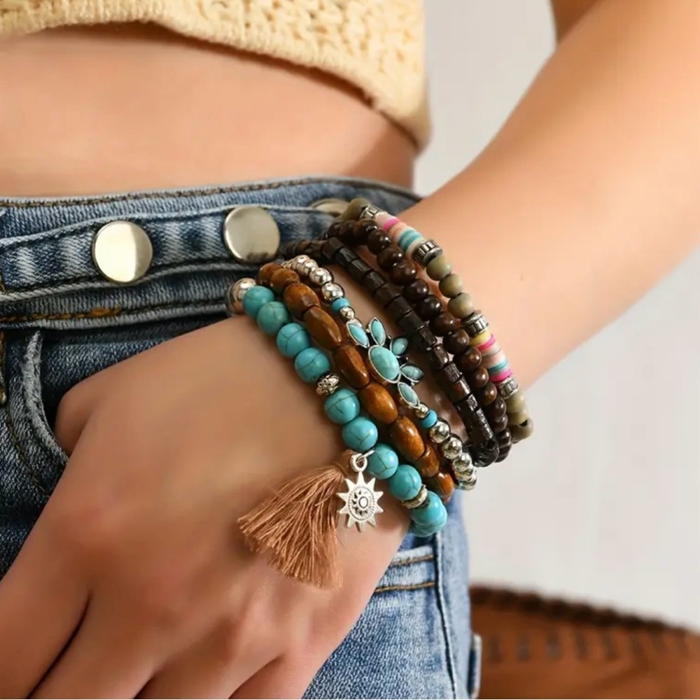 Boho Beaded Bracelet Set with Butterfly Charm - Picture 4 of 6